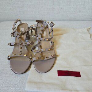 Valentino Rockstud Sandal Cream/Tan - Size 8